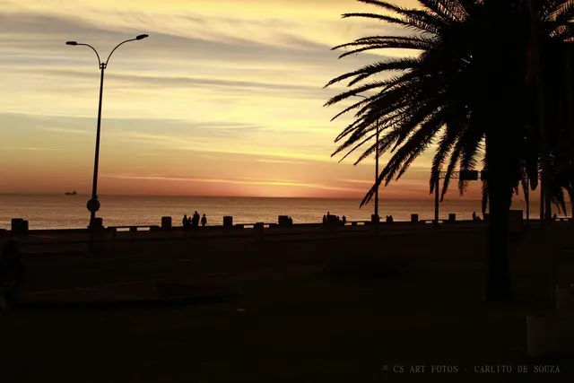 Orla no fim da tarde