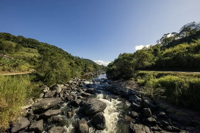 Rio de pedras soltas