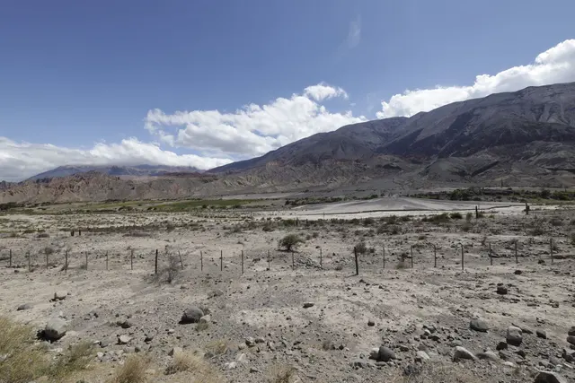 Planície de pedras soltas