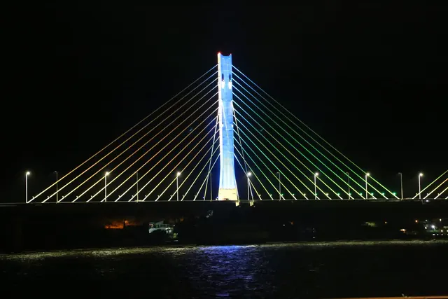 Estais iluminados